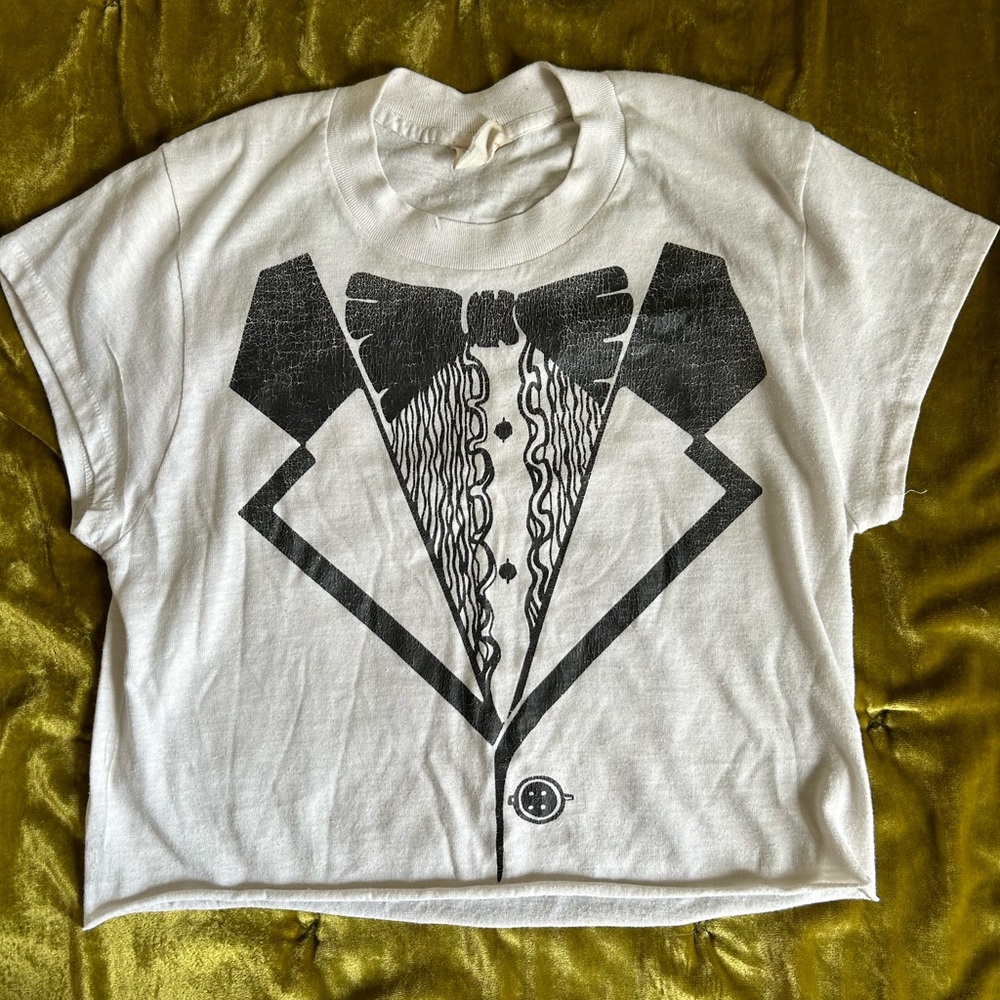 Vintage tuxedo tee crop top small